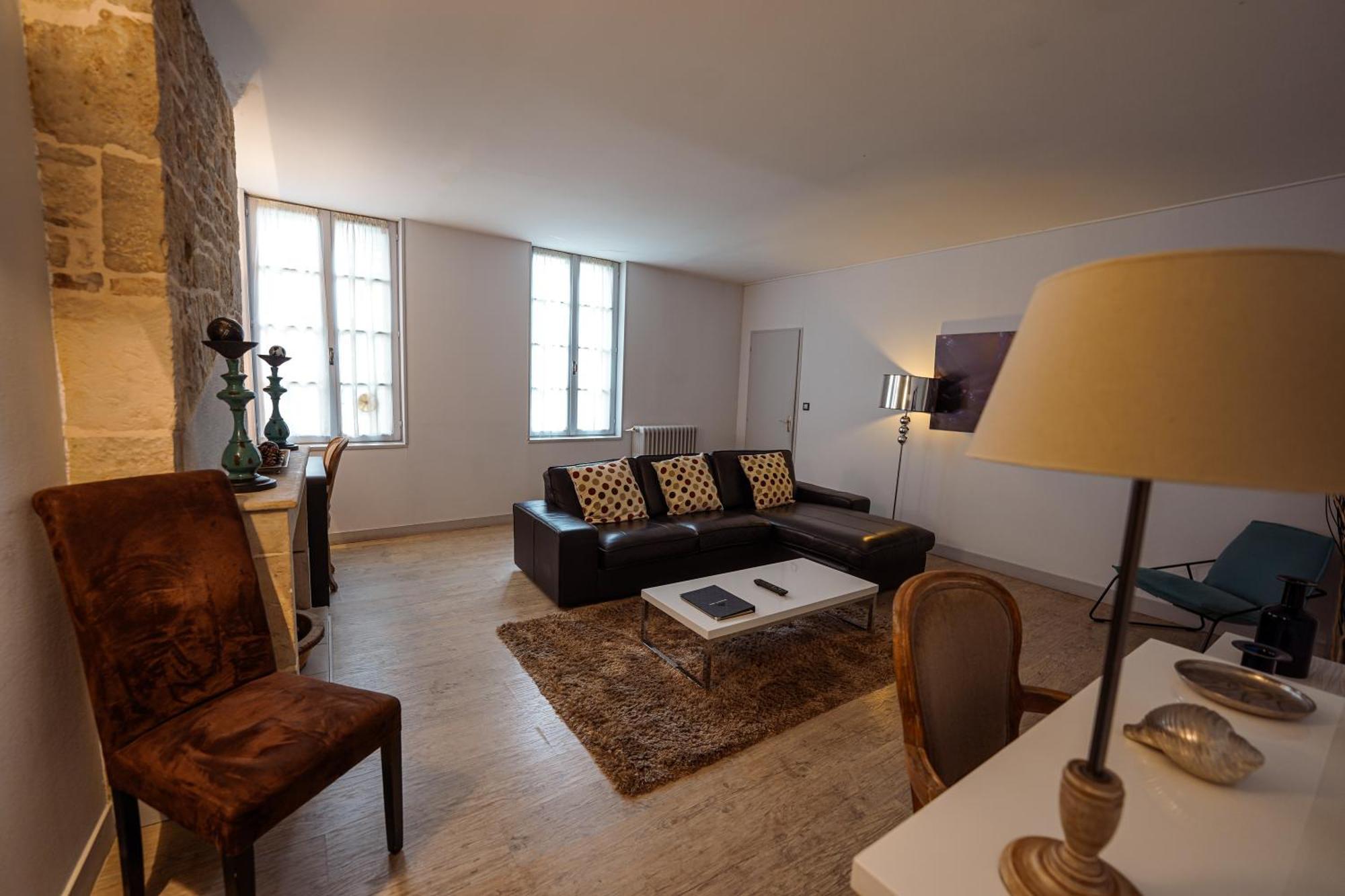 Logis Hostellerie De L'Abbaye Celles-sur-Belle Eksteriør bilde
